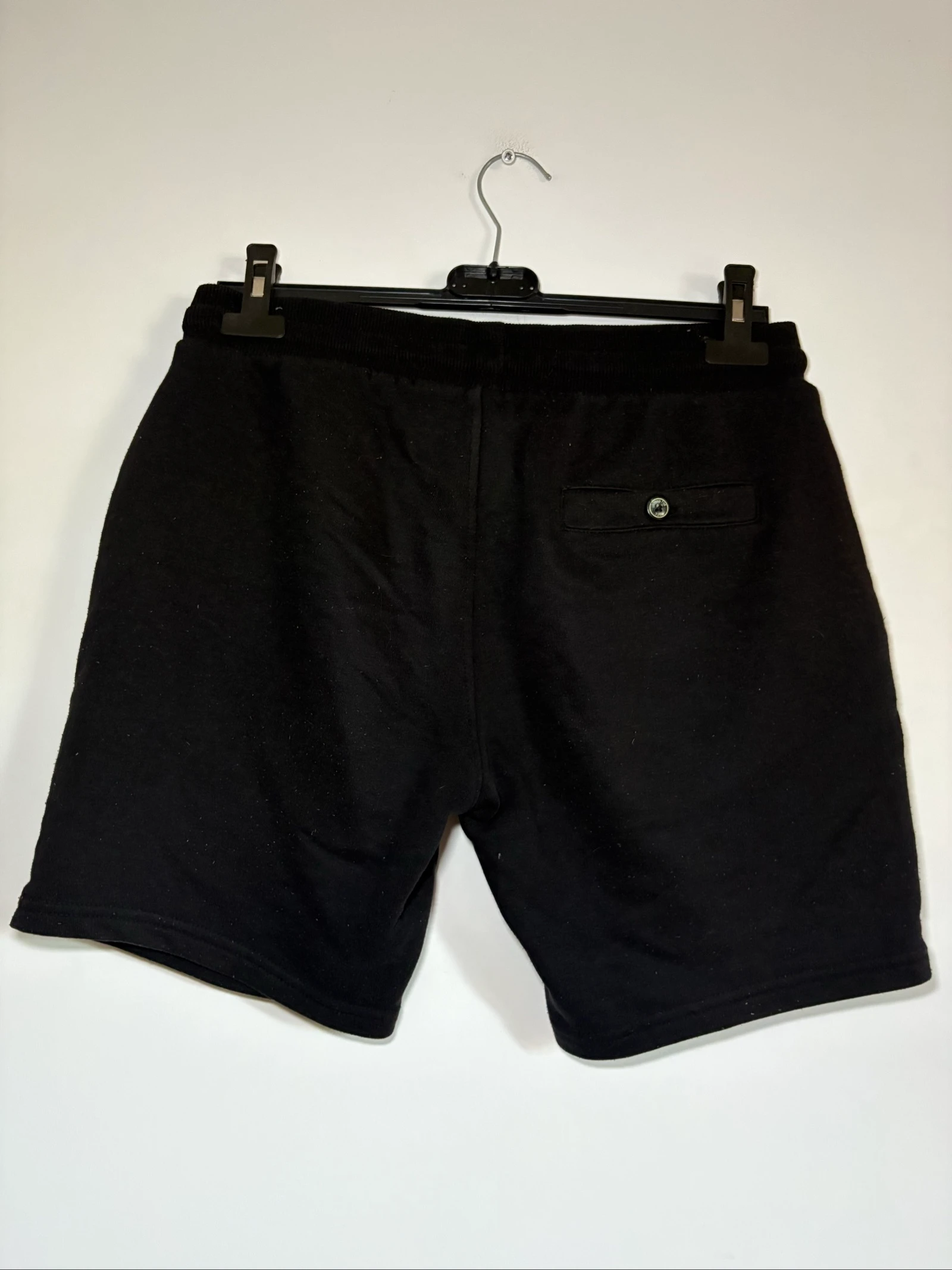 indicode jeans short, size 32, in very good condition, with a slim fit and a regular waistband. Ideal for casual wear. – photo 3